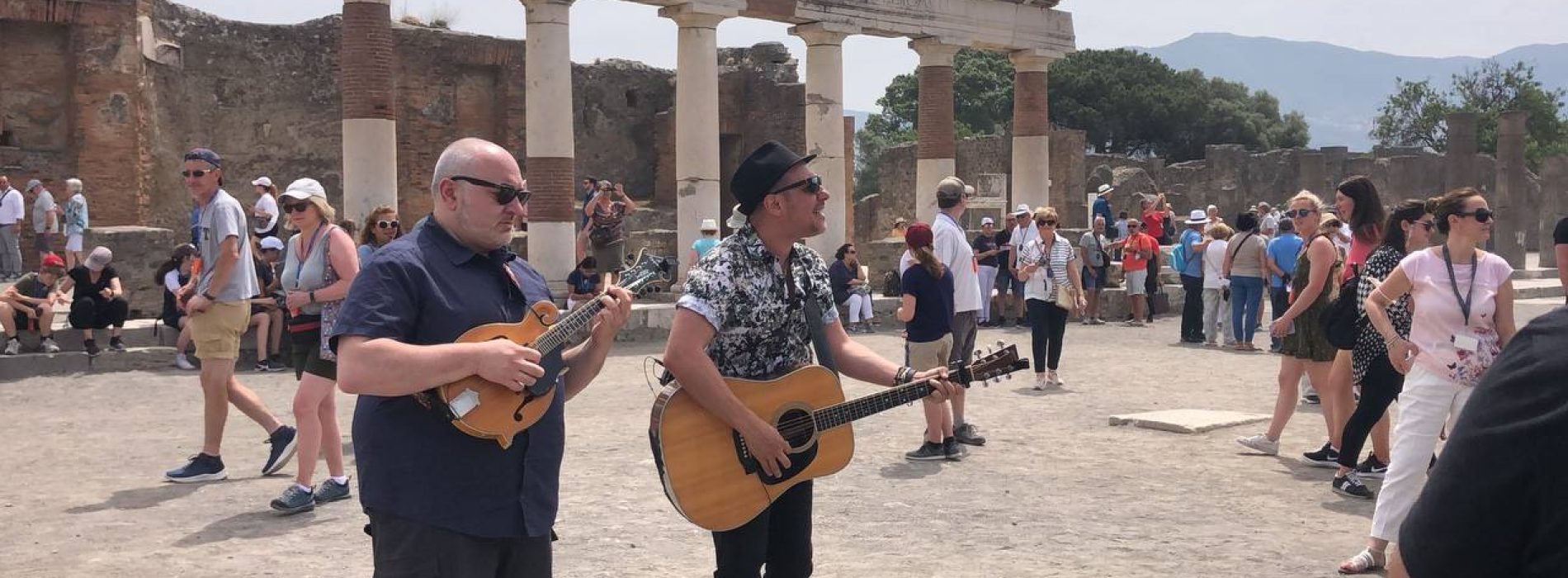 Pompei, la musica dei Foja in un flash mob con ITsArt