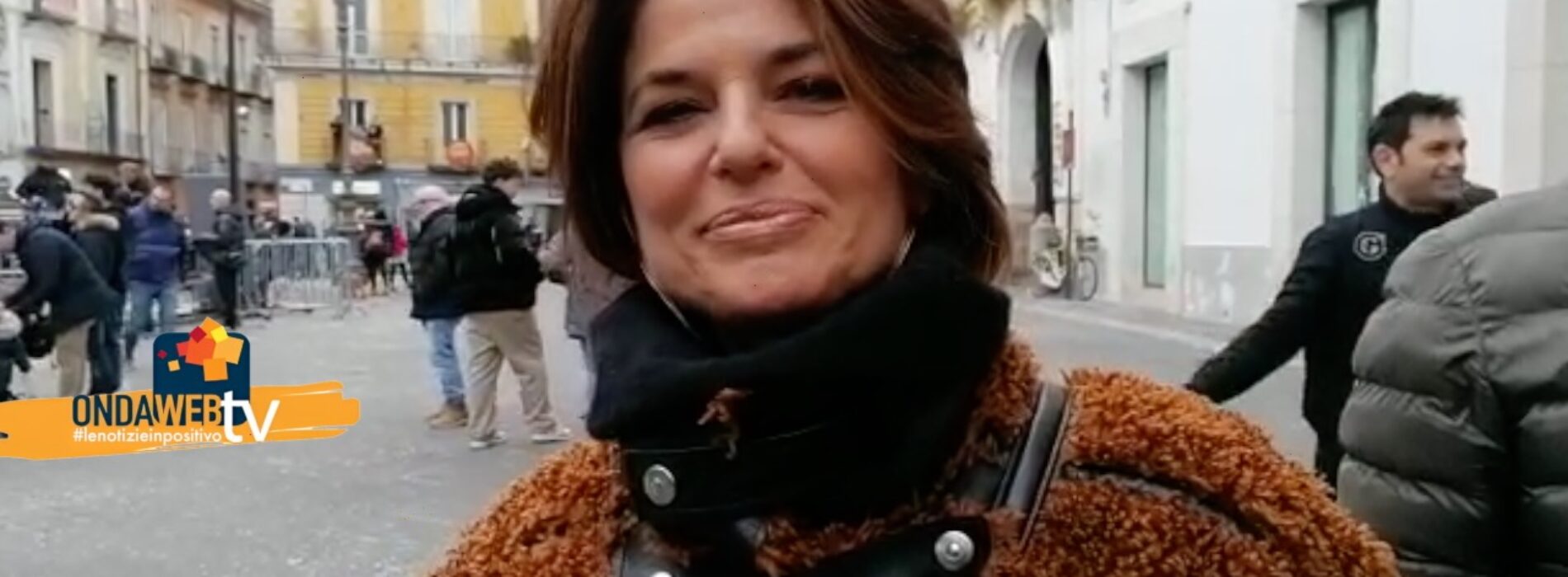 Monica Sarnelli, la cantante madrina del Carnevale di Capua