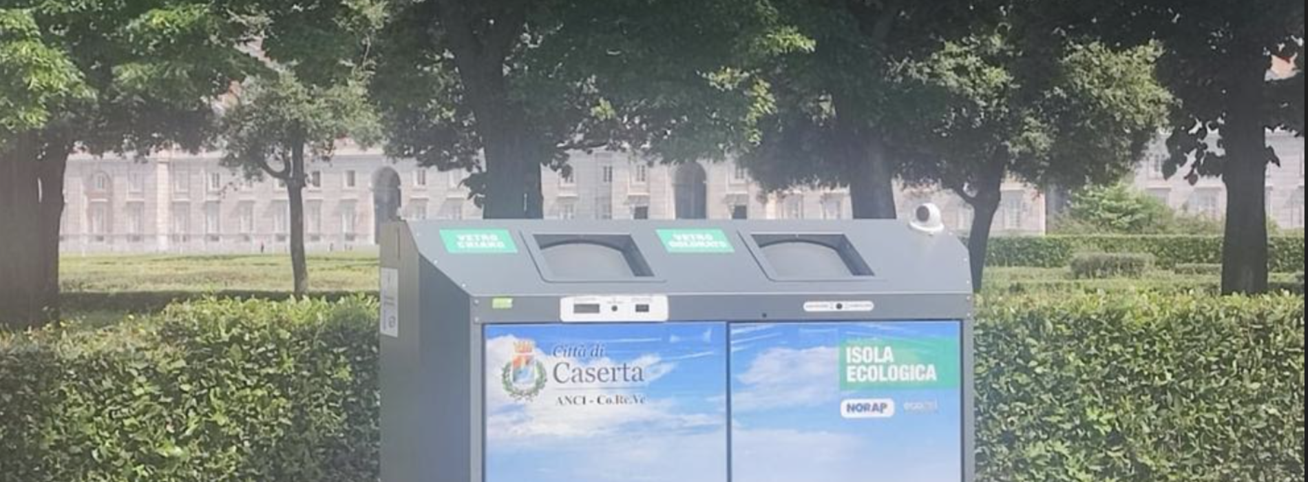 Eco-isole Smart per la raccolta del vetro, da oggi a Caserta