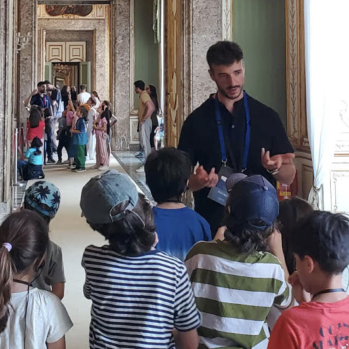 Reggia. Visite speciali per famiglie e laboratori per bambini