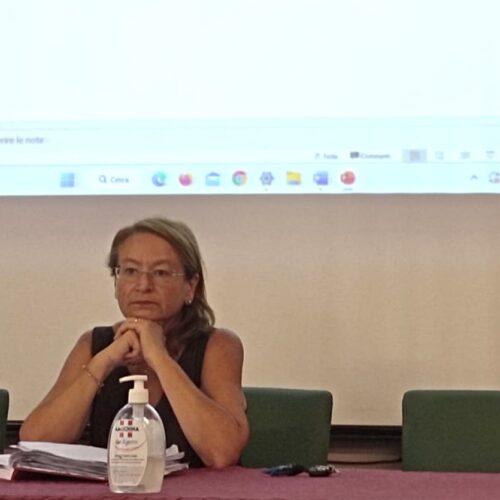 Istituto Buonarroti. Si insedia la nuova dirigente, Maria Ruggiero