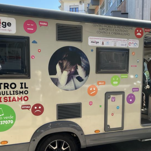 Educyber generations, a Caiazzo il “Giannone” ospita il camper