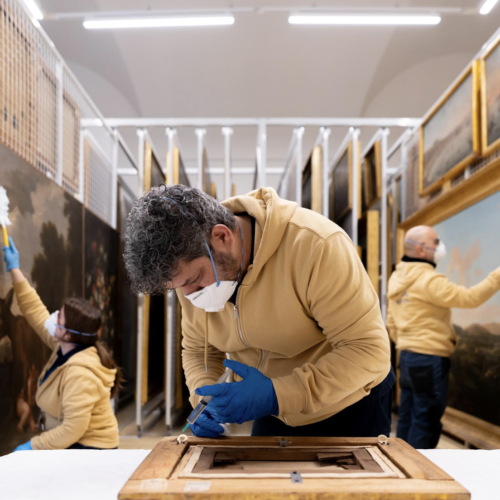 Reggia, il Museo apre le porte dei depositi, presto visitabili